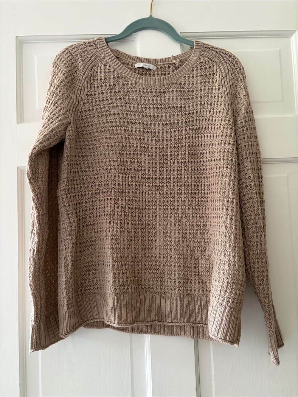 GAP Women's Taupe Crewneck Knit Sweater